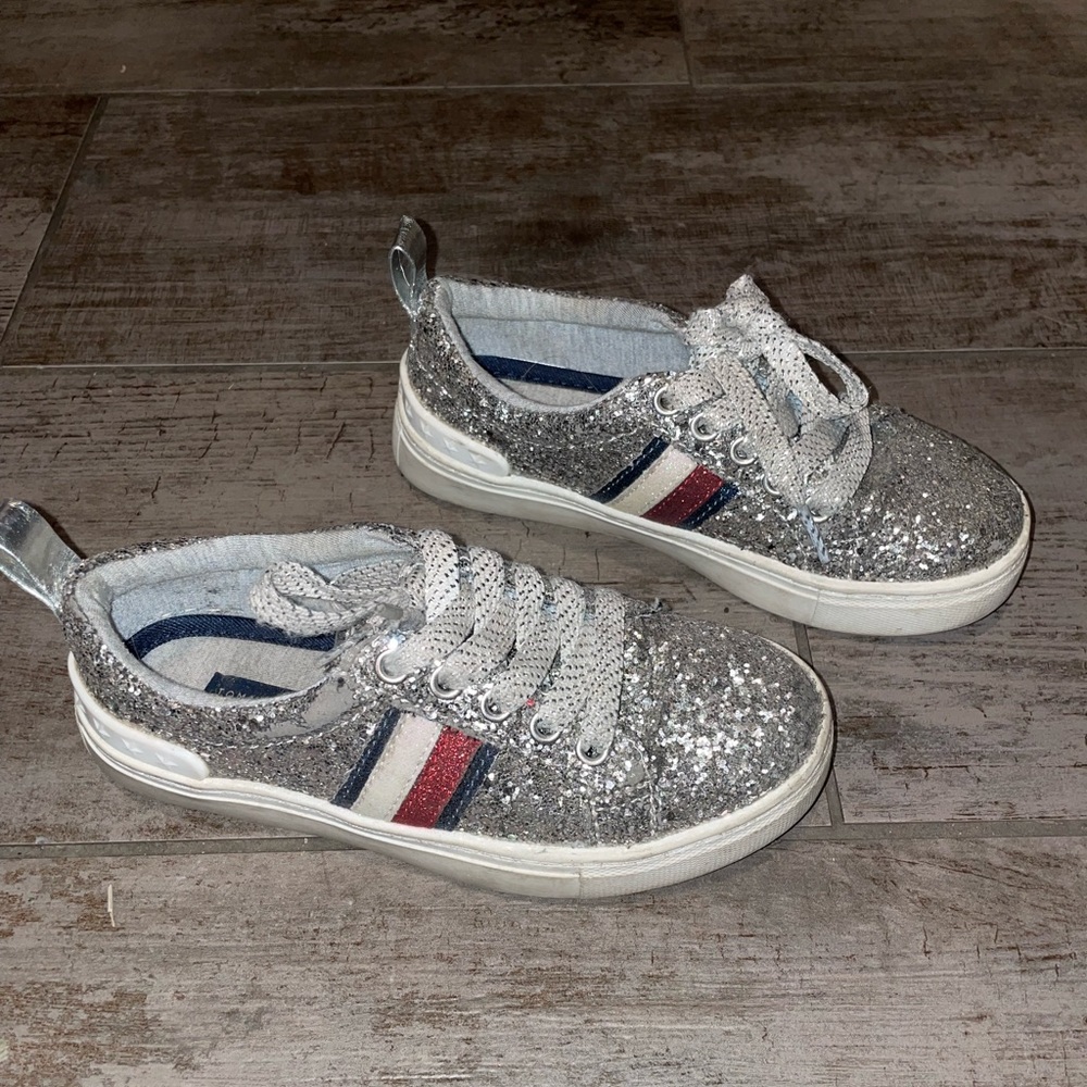 Tommy Hilfiger Girls Tennis shoes size 13
